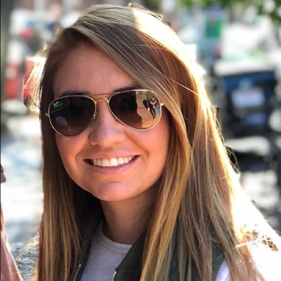 Meet your Posher, Rachel - Picture 1 of 1